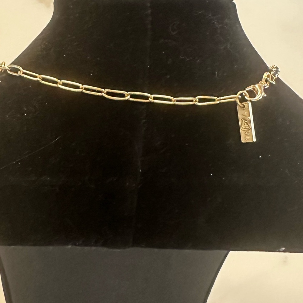 TOVA - Montana Blue Crystal Pendant Necklace on Crystal Chain in Gold Plating - Picture 6 of 14
